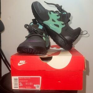 Nike React Presto GS Youth 3y Thunder Gray/ aurora Green Purple shoes